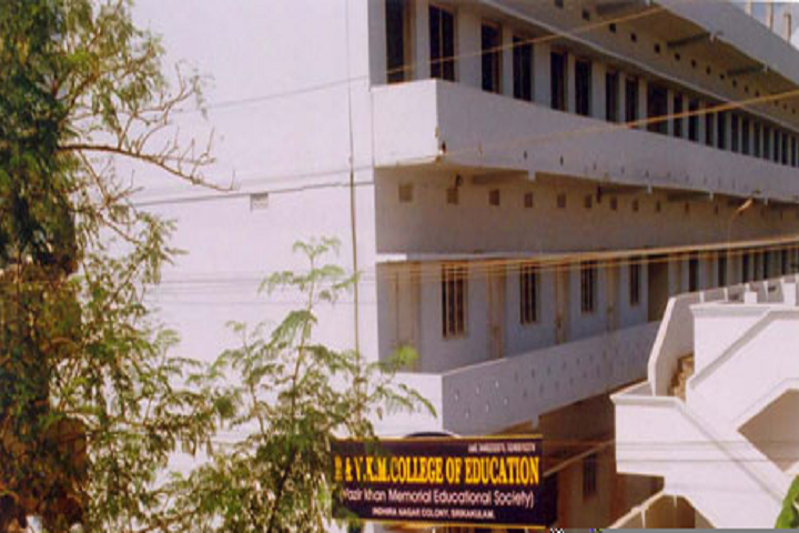 https://cache.careers360.mobi/media/colleges/social-media/media-gallery/20711/2021/6/17/Campus Side View of Ravoof and Vazir Khans Memorial College of Education Srikakulam_Campus-View.png